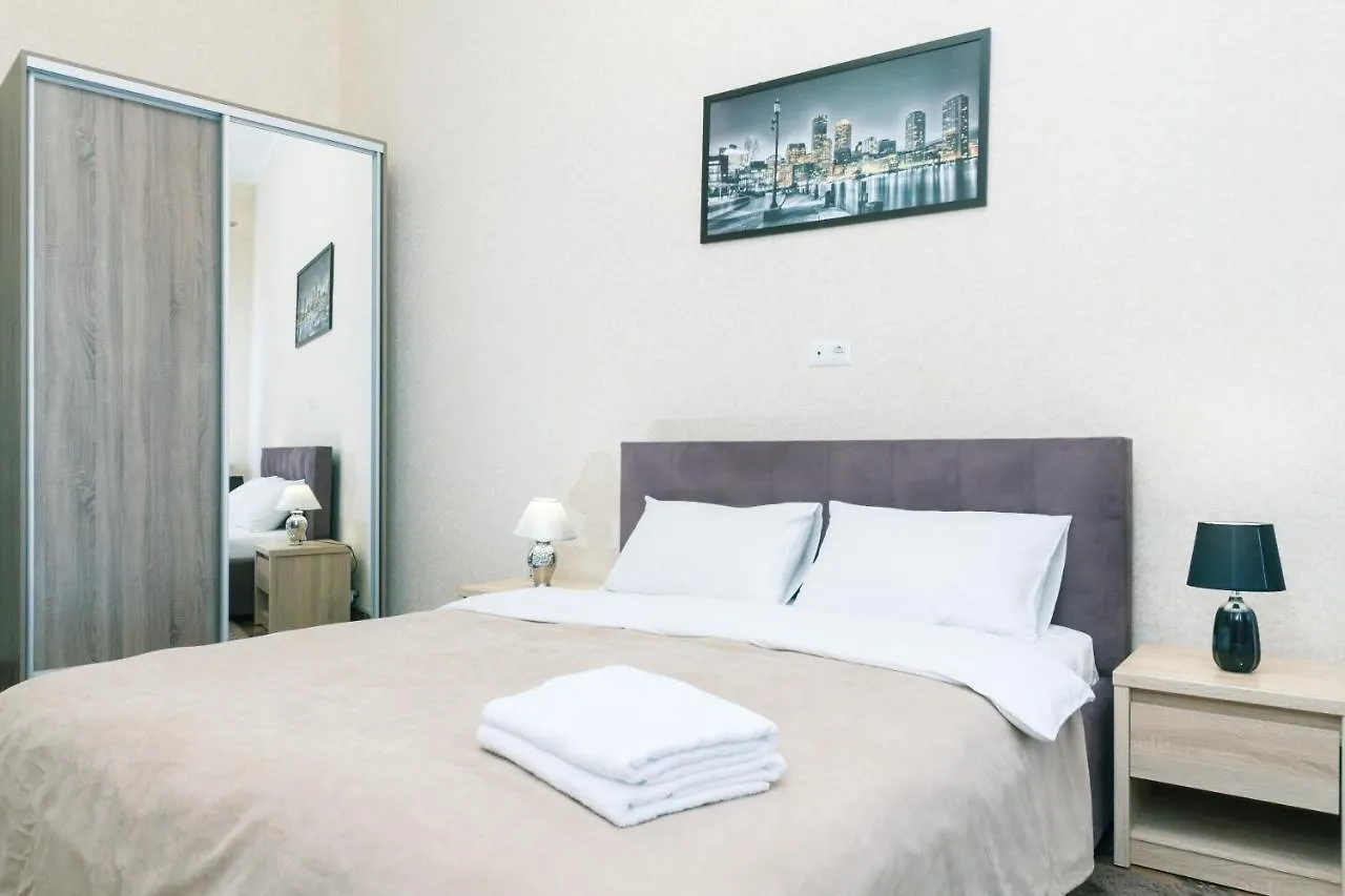 Lägenhet Maidan, Khreschatyk 3Br Kiev Ukraina